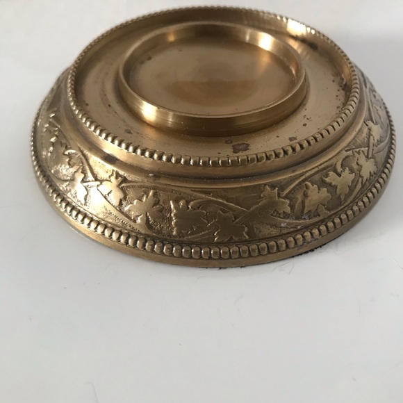 Vintage Brass Small Pillar Candle Holder - Picture 8 of 10